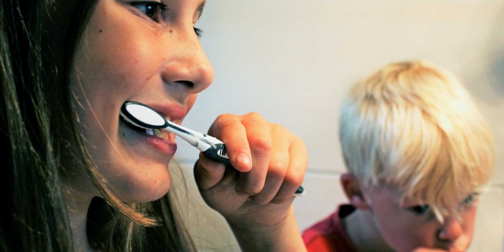 Children Brushing Teeth - Family Dentistry - Chambers Bridge Dental - Cottage Grove Oregon